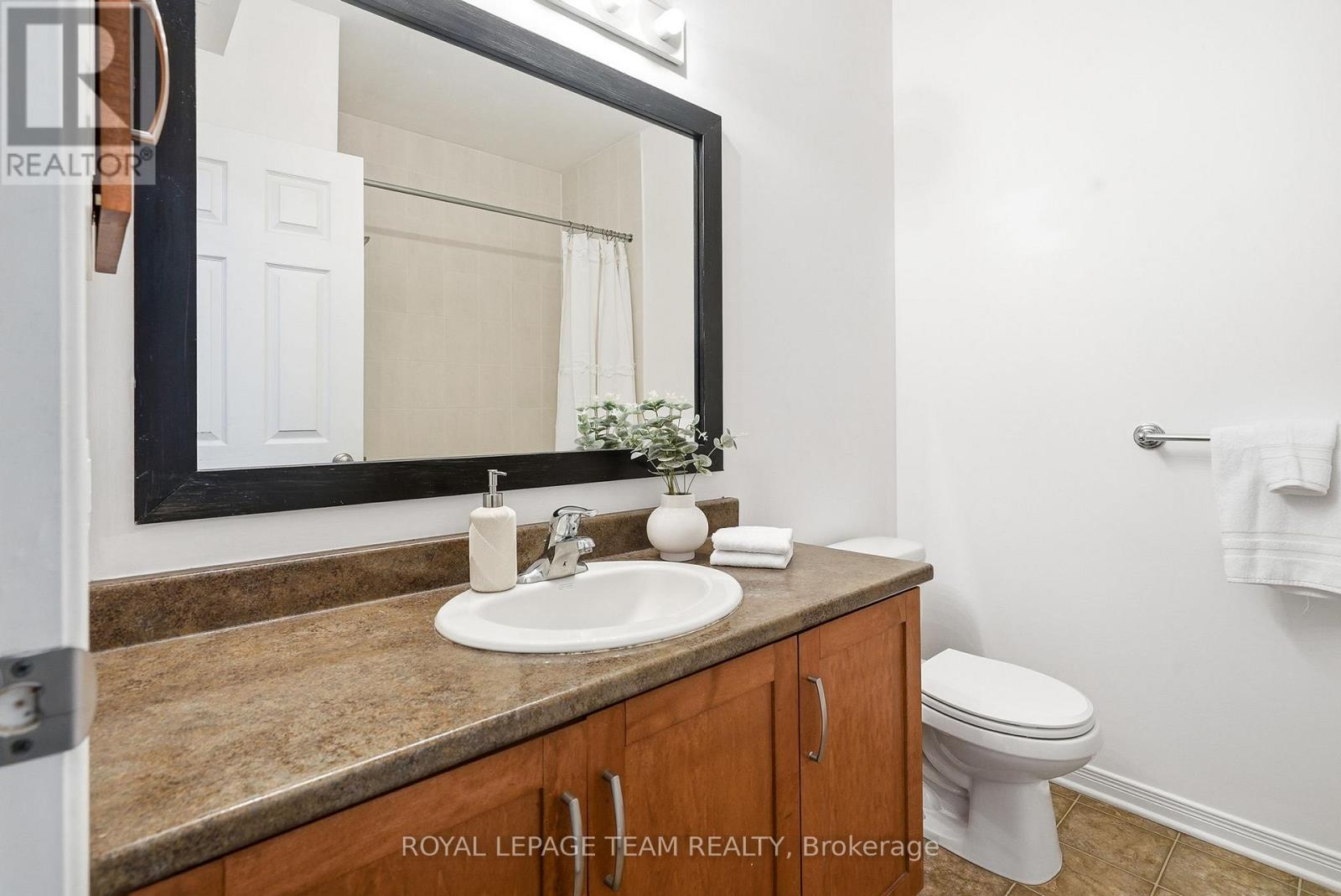 104 Fir Lane, North Grenville, Ontario  K0G 1J0 - Photo 24 - X12511836