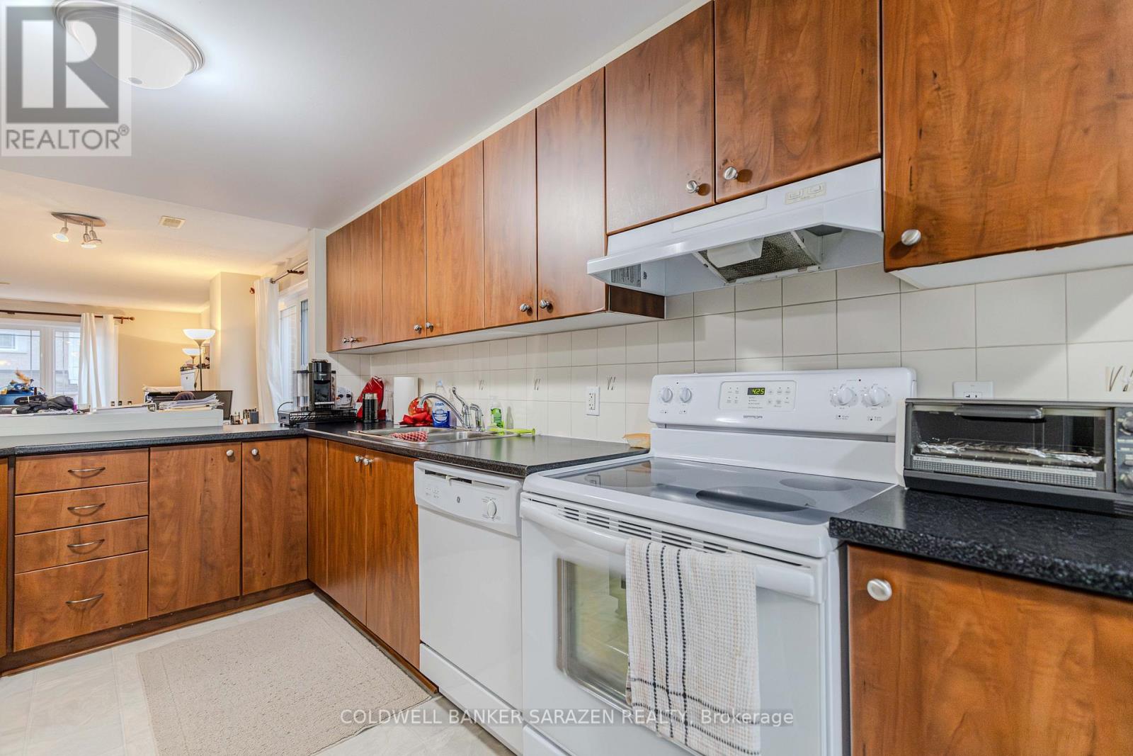 160 Paseo Private, Ottawa, Ontario  K2G 4N7 - Photo 15 - X12516998
