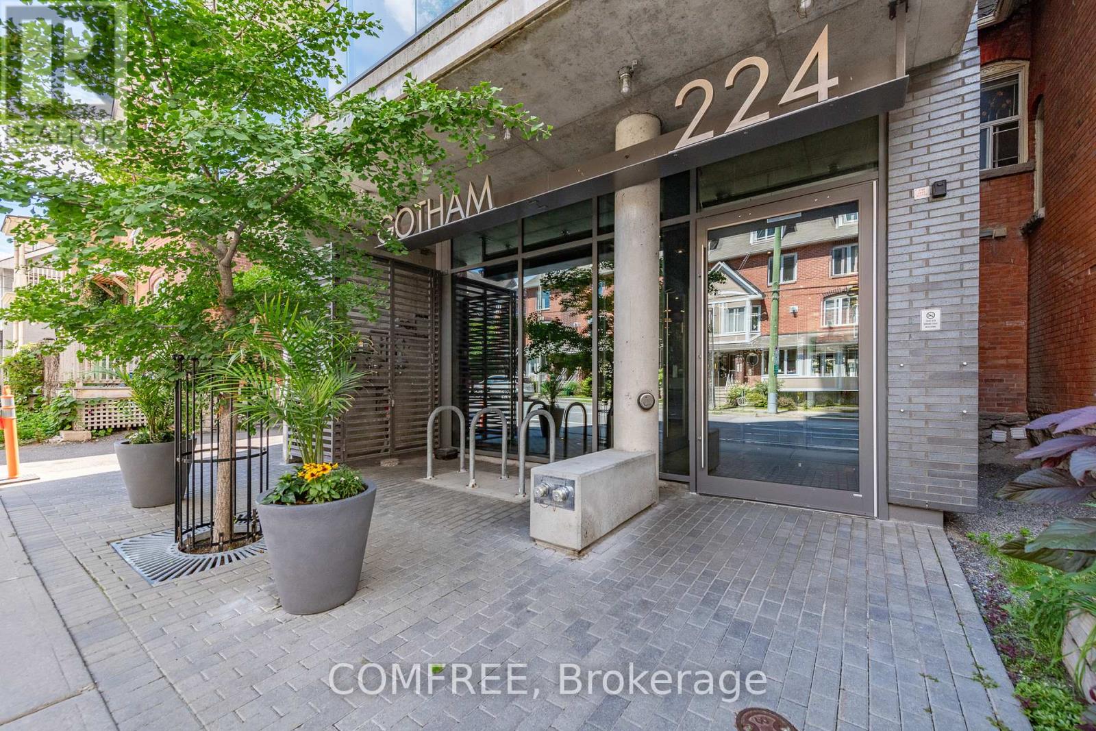 402 - 224 Lyon Street N, Ottawa, Ontario  K1R 0C1 - Photo 2 - X12517734