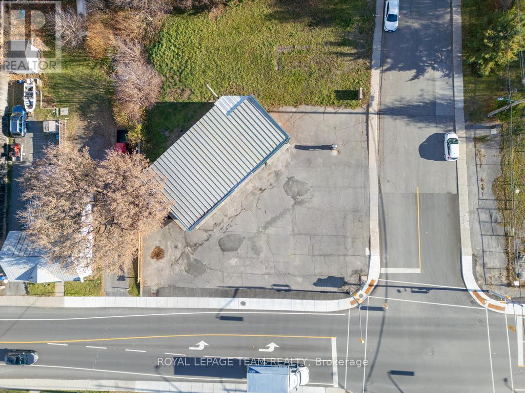 12 Elgin Street E, Arnprior, Ontario  K7S 1N3 - Photo 13 - X12521276