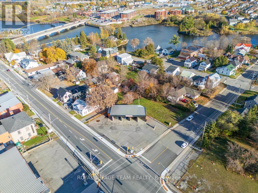 12 Elgin Street E, Arnprior, Ontario  K7S 1N3 - Photo 14 - X12521276