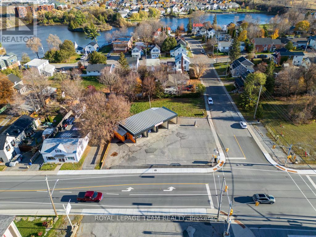 12 Elgin Street E, Arnprior, Ontario  K7S 1N3 - Photo 16 - X12521276