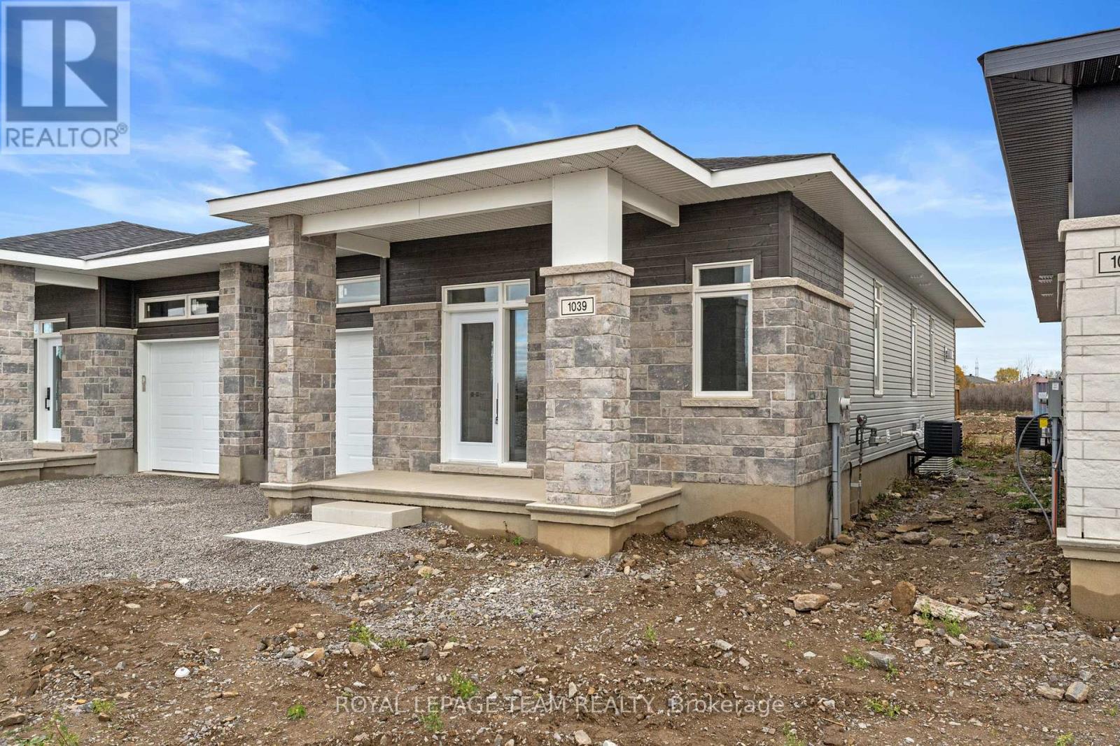 1039 Moore Street, Brockville, Ontario  K6V 0H1 - Photo 4 - X12524078