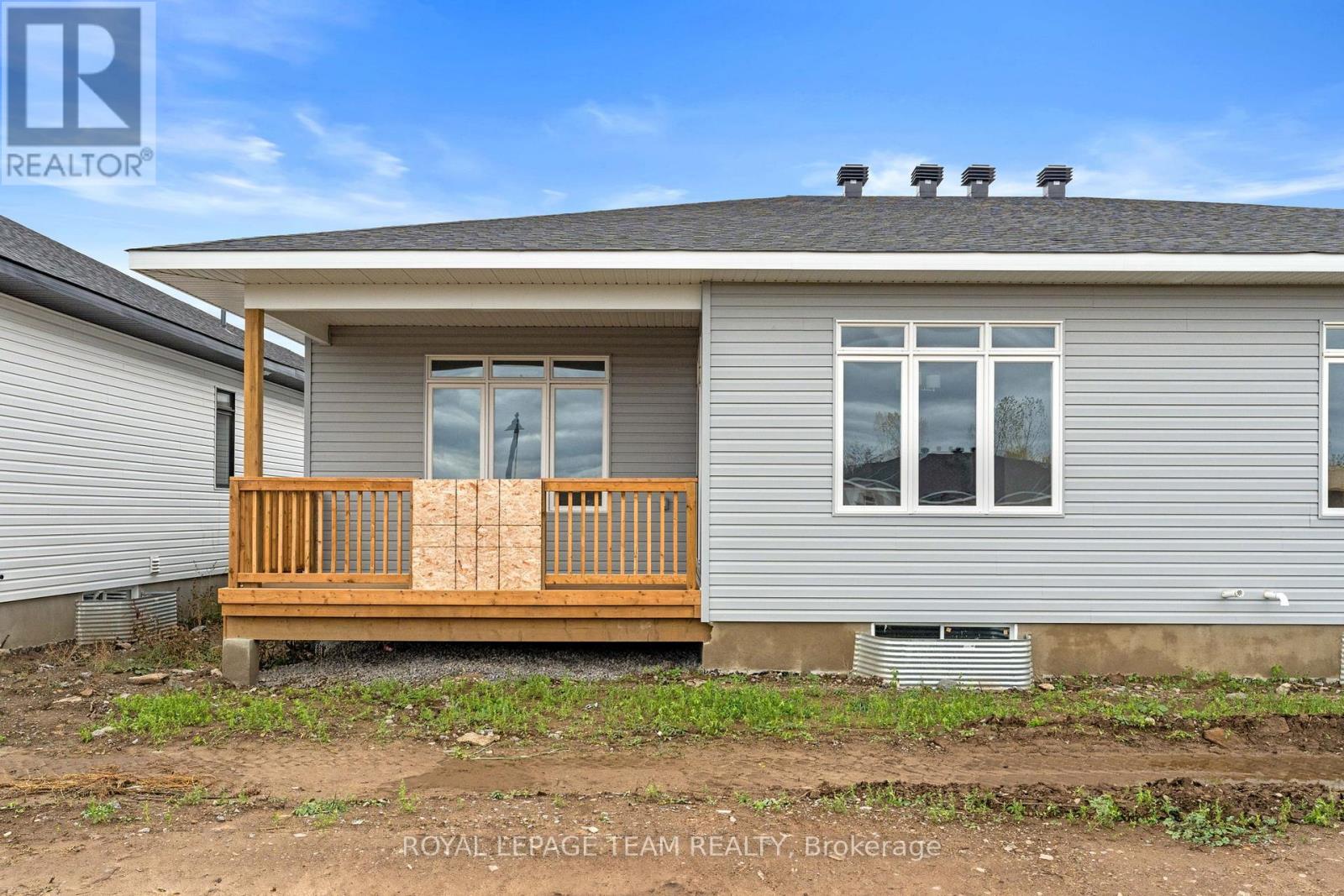 1039 Moore Street, Brockville, Ontario  K6V 0H1 - Photo 42 - X12524078