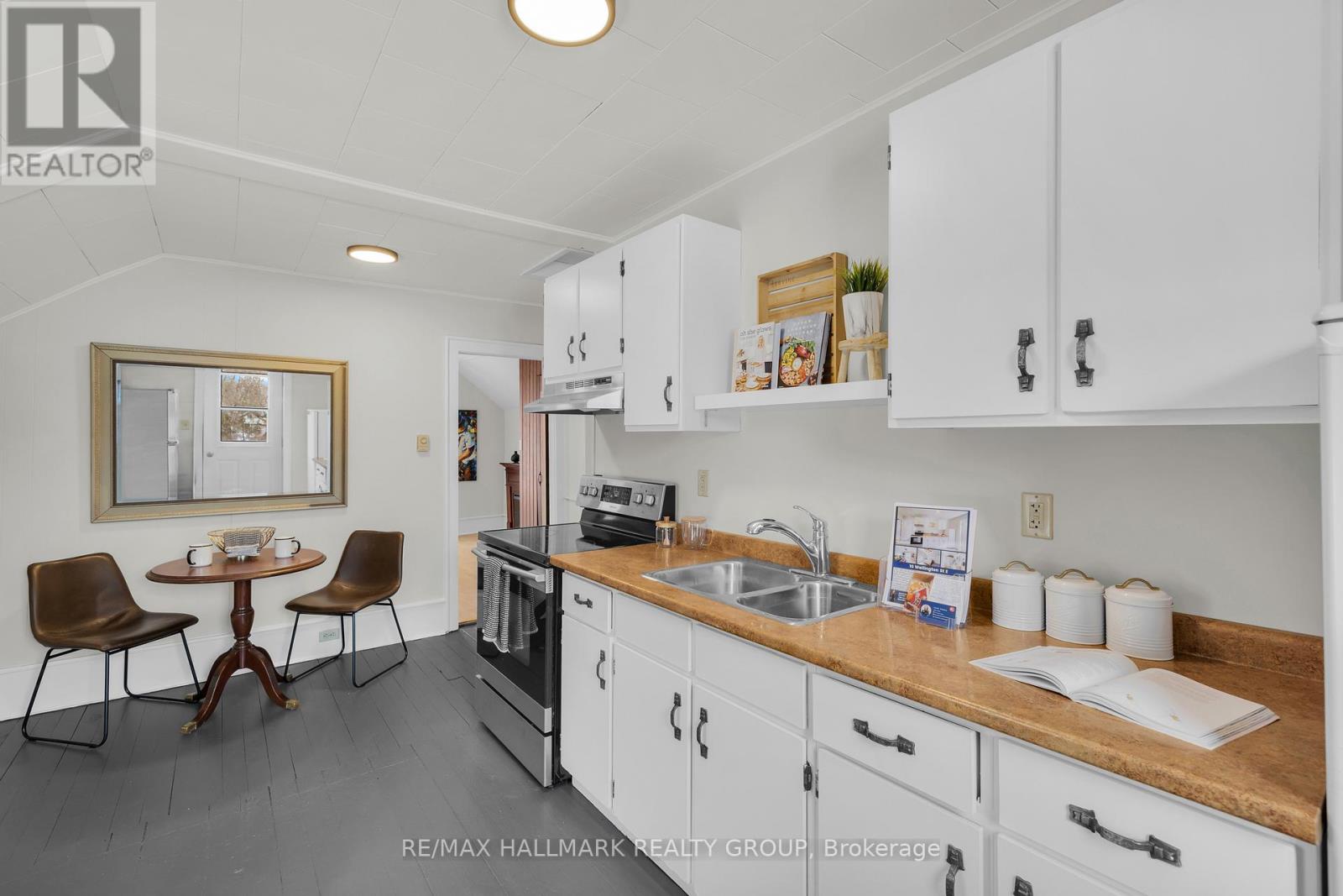 10 Wellington Street E, Athens, Ontario  K0E 1B0 - Photo 19 - X12547888