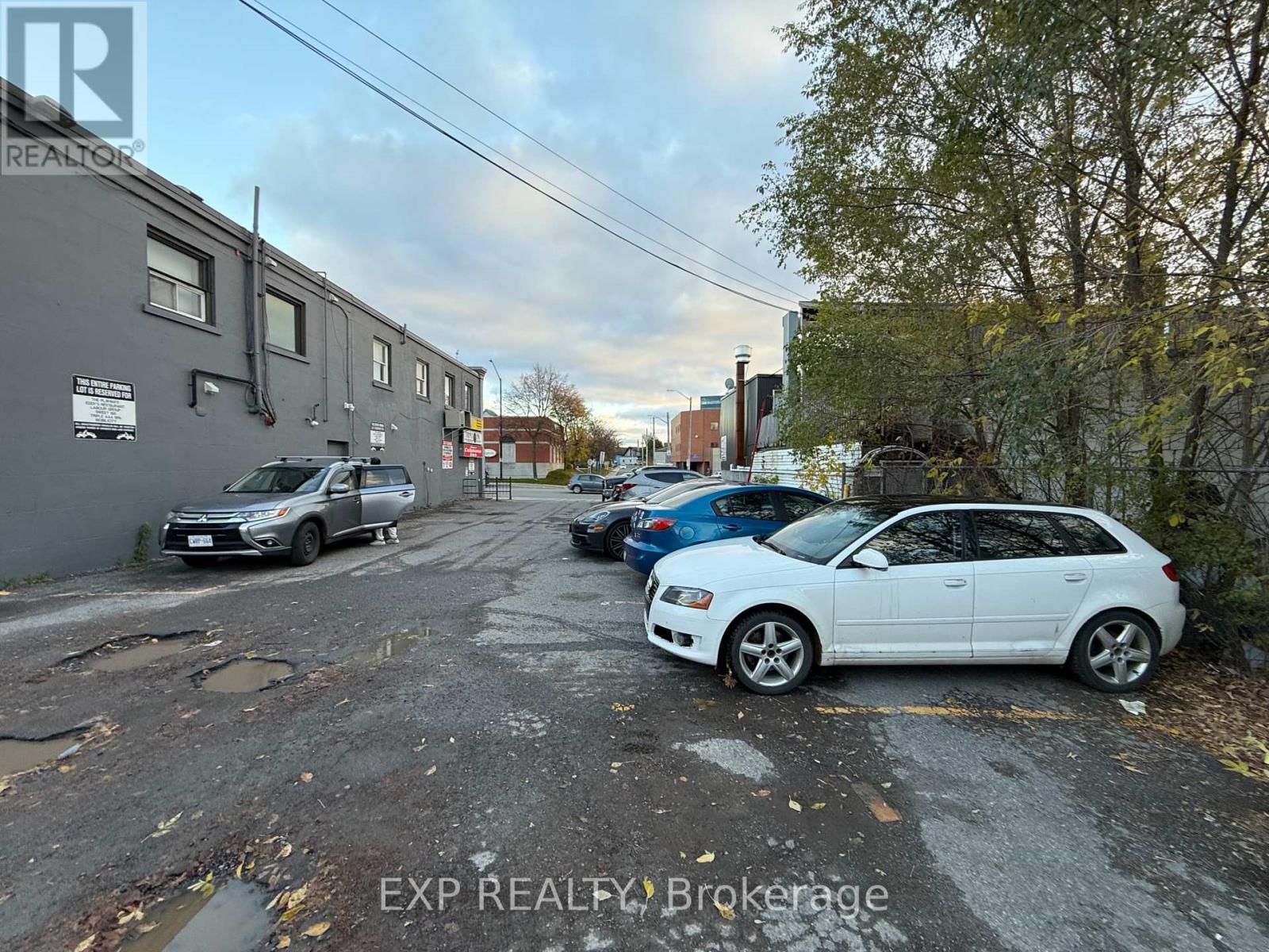 171-179 Montreal Road, Ottawa, Ontario  K1L 6E4 - Photo 8 - X12548500
