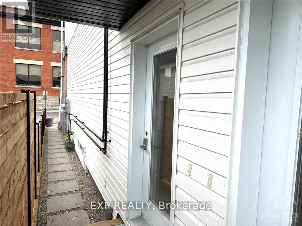 A + B - 25 O'meara Street, Ottawa, Ontario  K1Y 2S8 - Photo 14 - X12553076