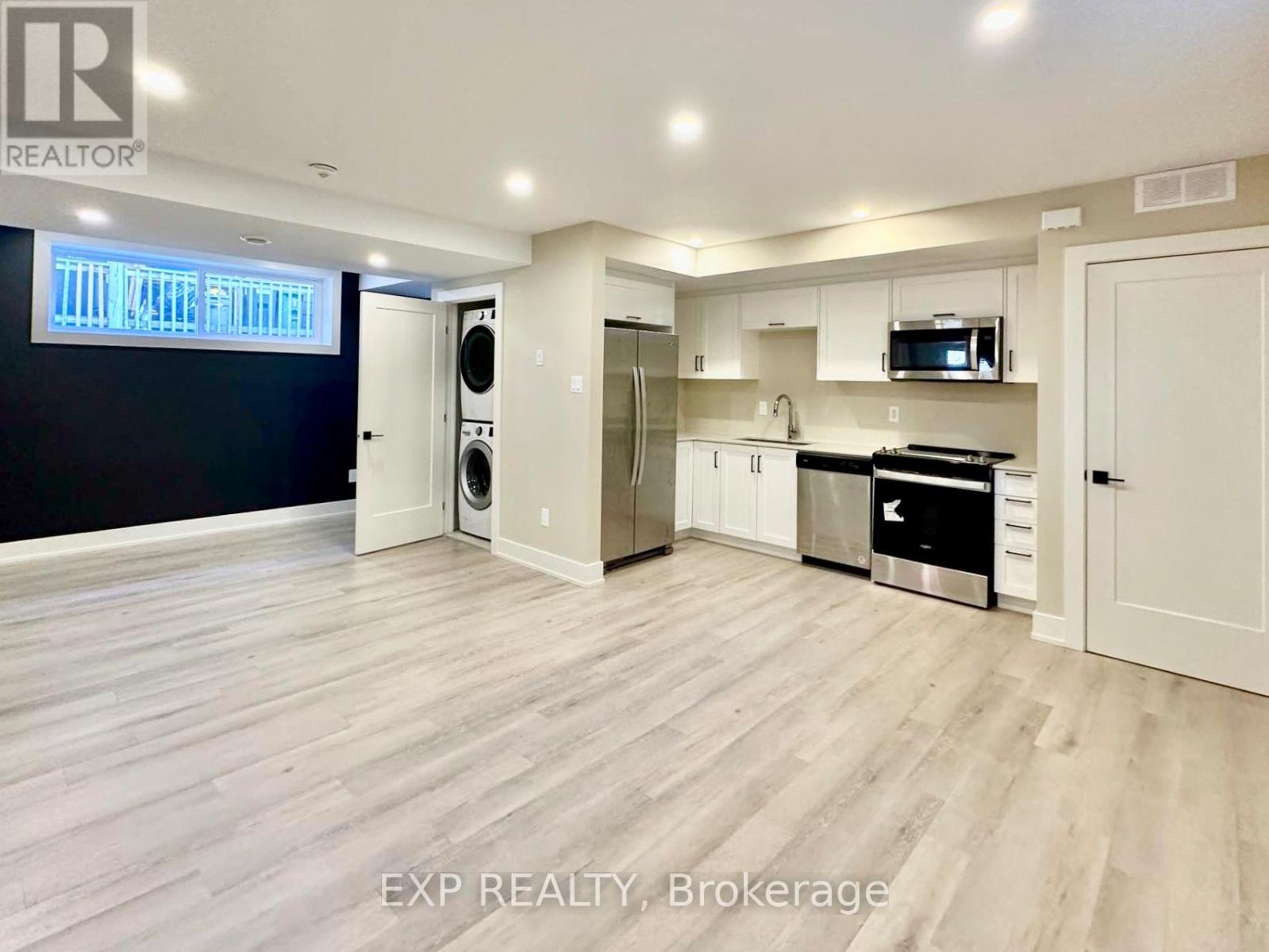 A + B - 25 O'meara Street, Ottawa, Ontario  K1Y 2S8 - Photo 17 - X12553076