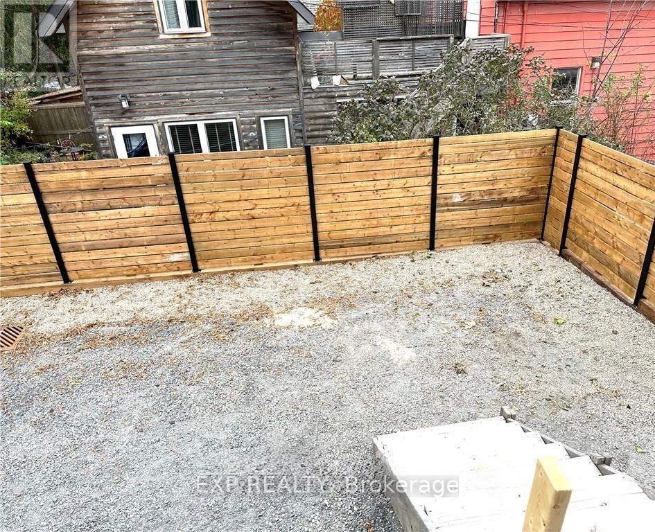 A + B - 25 O'meara Street, Ottawa, Ontario  K1Y 2S8 - Photo 26 - X12553076