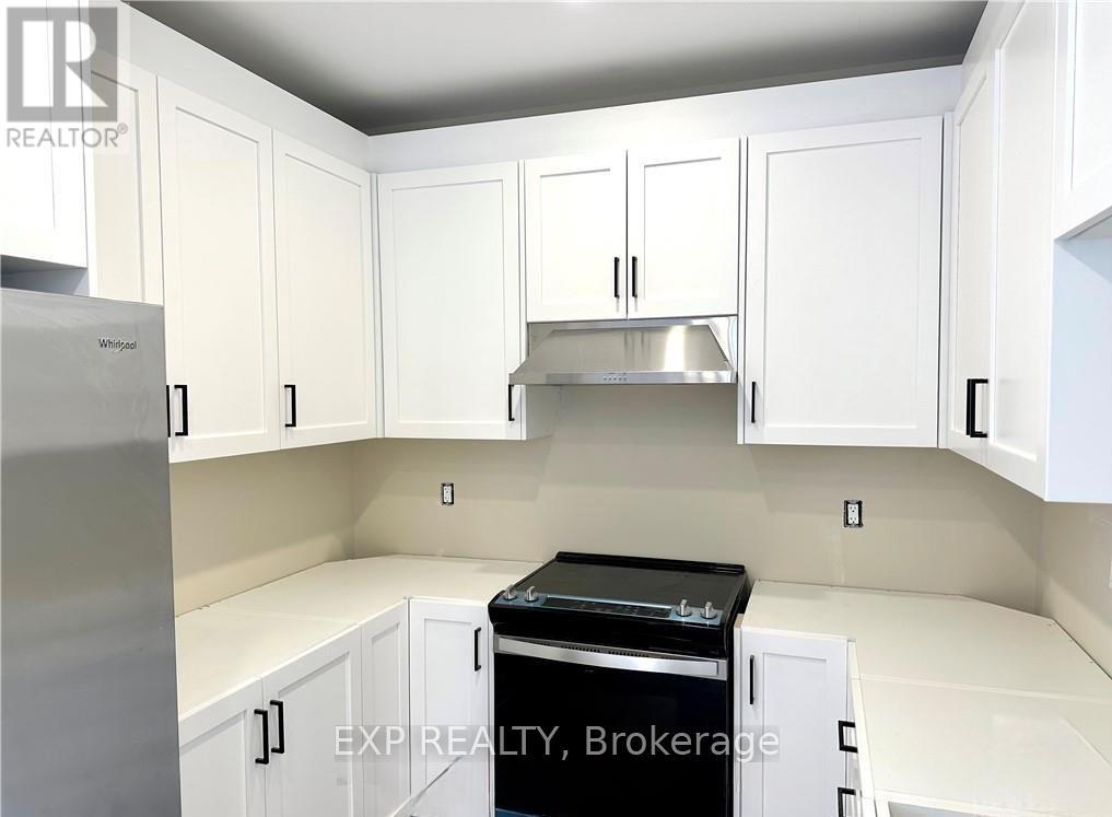 A + B - 25 O'meara Street, Ottawa, Ontario  K1Y 2S8 - Photo 7 - X12553076