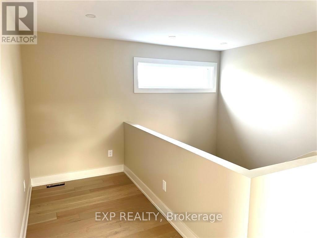 A + B - 25 O'meara Street, Ottawa, Ontario  K1Y 2S8 - Photo 9 - X12553076