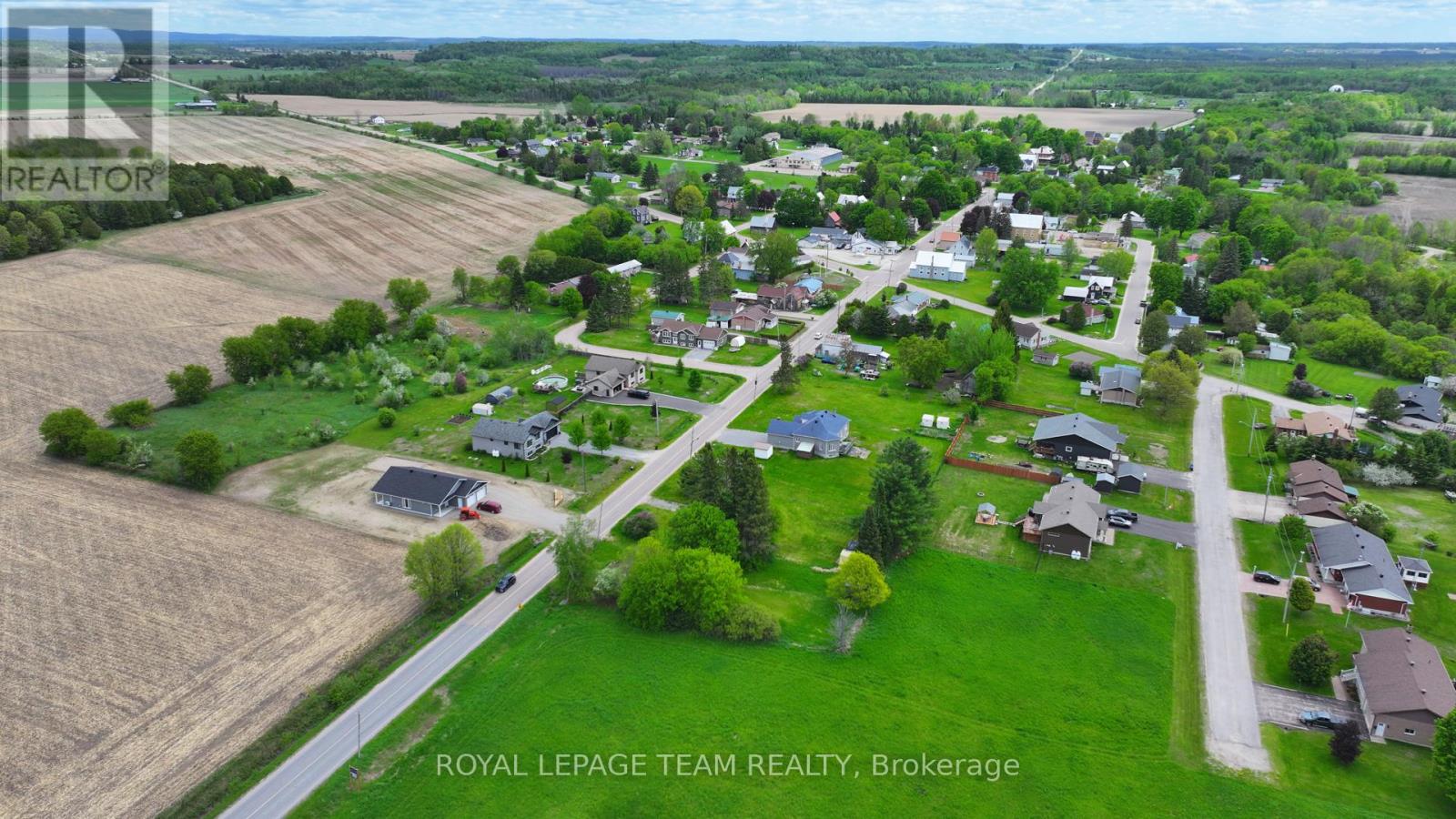 47 Rapid Road, Whitewater Region, Ontario  K0J 2L0 - Photo 10 - X12553458