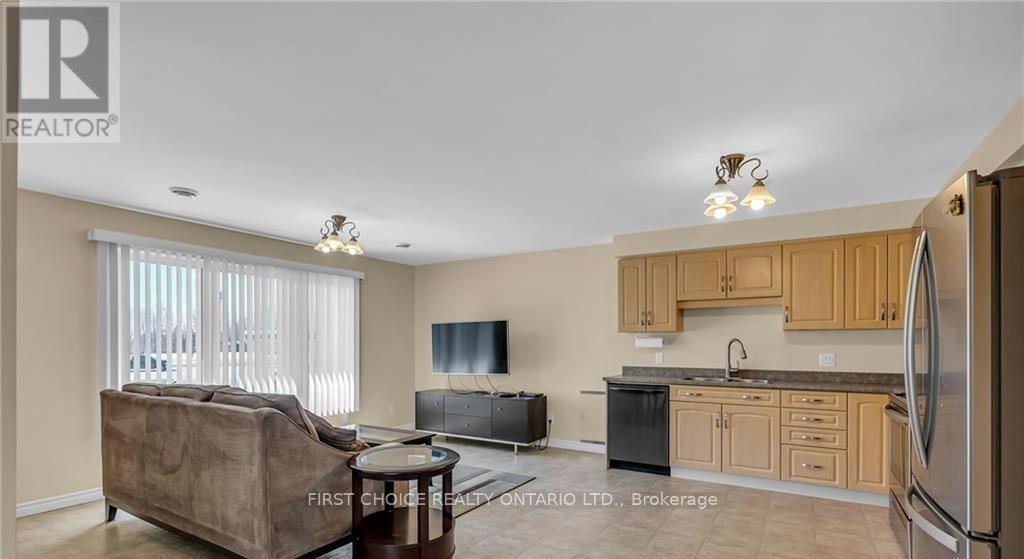 1547 Vercheres Street, Ottawa, Ontario  K1C 7C7 - Photo 22 - X12554892