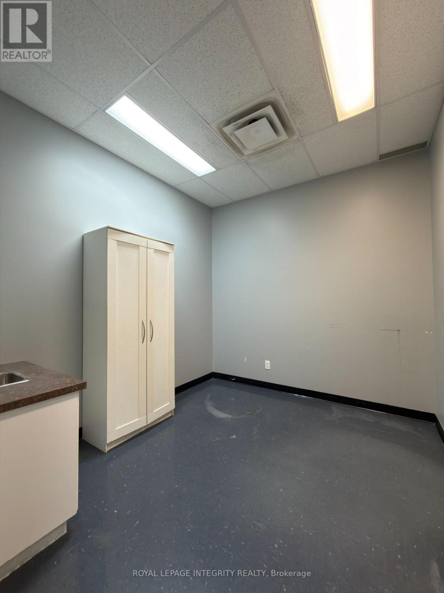 6 - 30 Thirteenth Street E, Cornwall, Ontario  K6H 6V9 - Photo 16 - X12556254