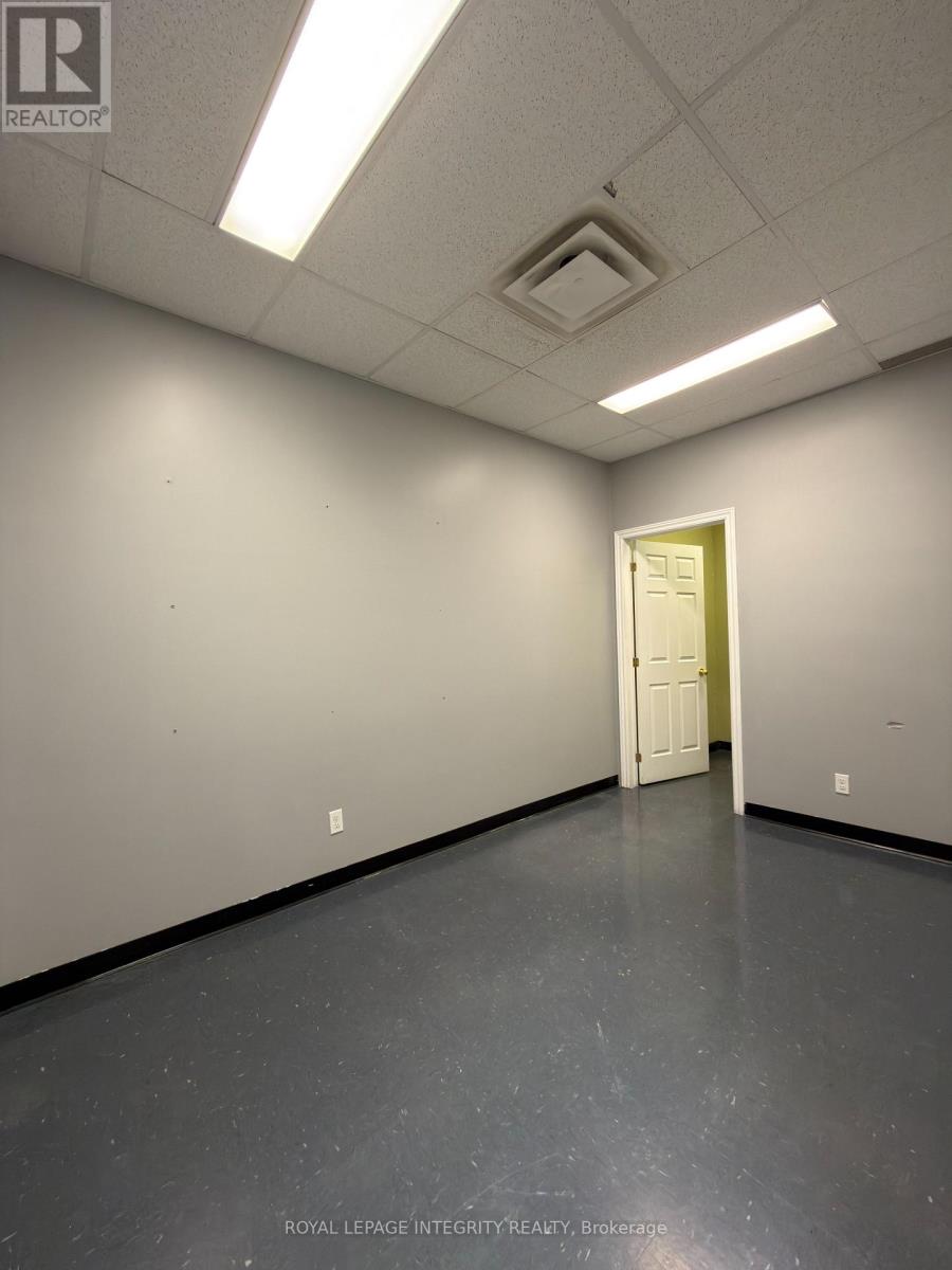 6 - 30 Thirteenth Street E, Cornwall, Ontario  K6H 6V9 - Photo 20 - X12556254