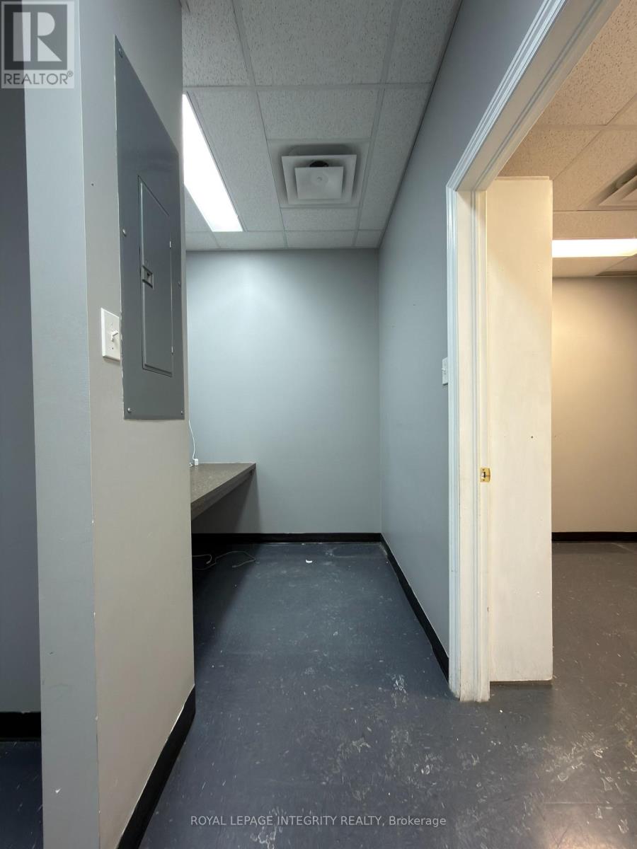 6 - 30 Thirteenth Street E, Cornwall, Ontario  K6H 6V9 - Photo 9 - X12556254