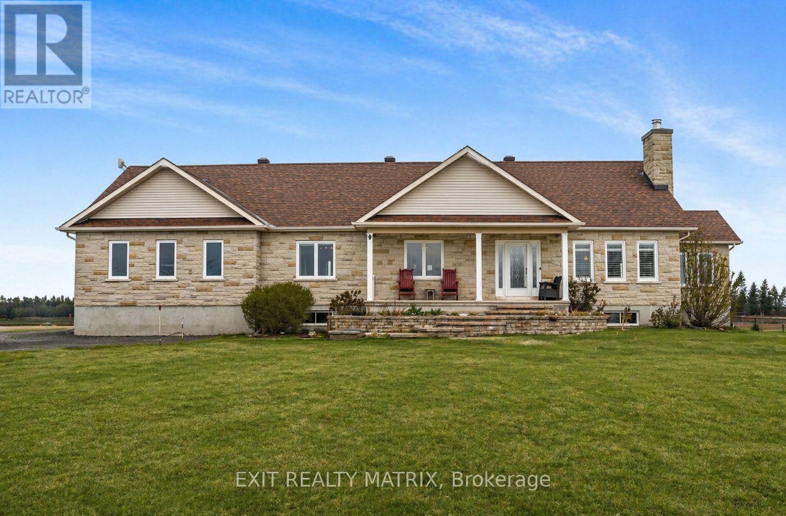 3139 Birchgrove Road, Ottawa, Ontario  K4C 1E5 - Photo 1 - X12559996