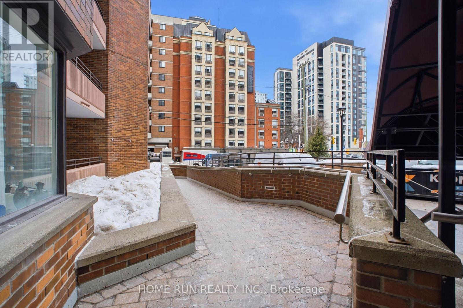 104 - 151 Bay Street, Ottawa, Ontario  K1R 7T2 - Photo 25 - X12569924