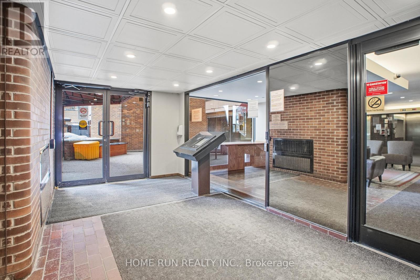 104 - 151 Bay Street, Ottawa, Ontario  K1R 7T2 - Photo 37 - X12569924