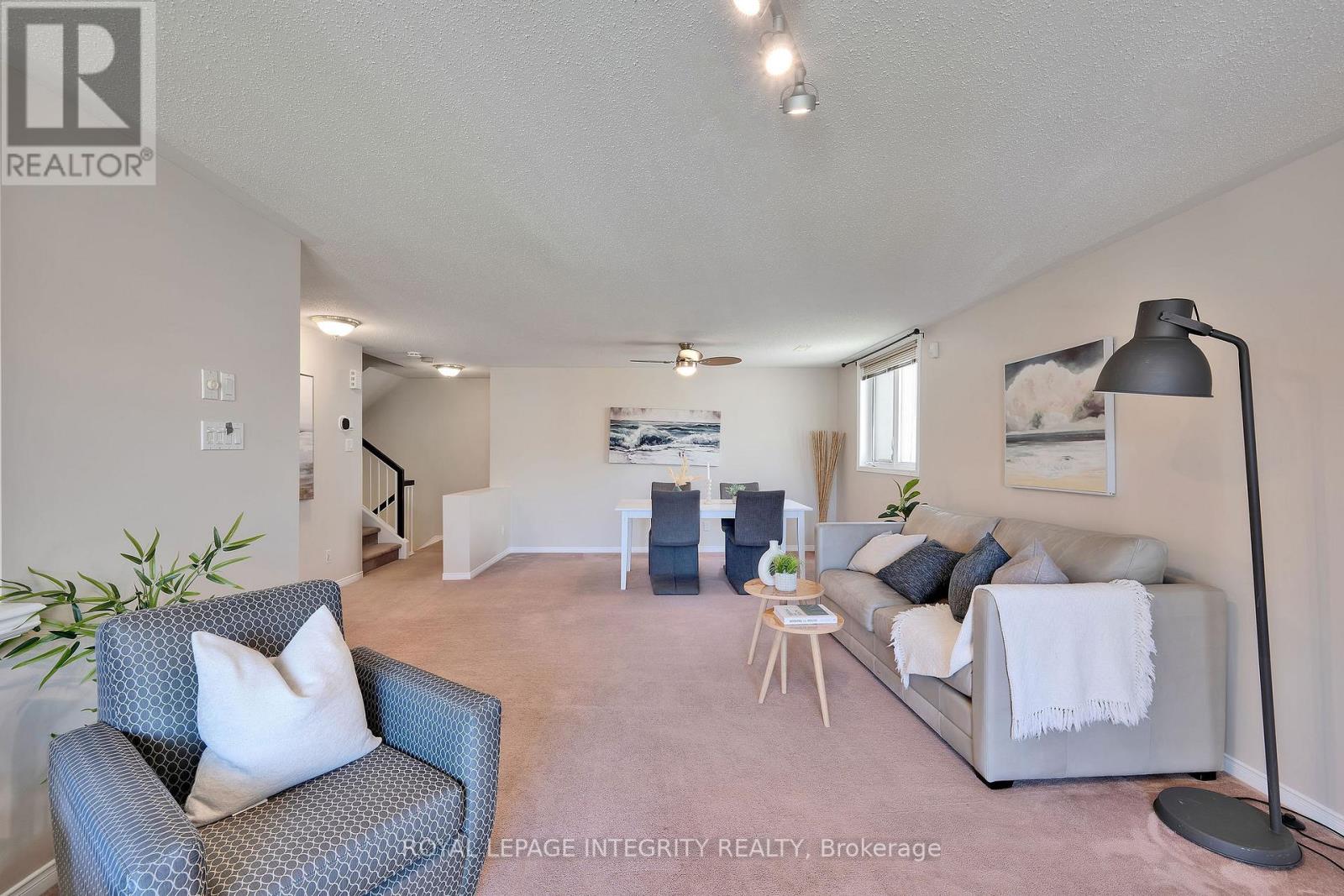 B - 10 Daybreak Street, Ottawa, Ontario  K2G 6T9 - Photo 11 - X12581214