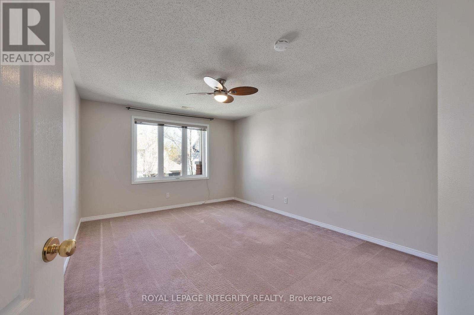 B - 10 Daybreak Street, Ottawa, Ontario  K2G 6T9 - Photo 21 - X12581214