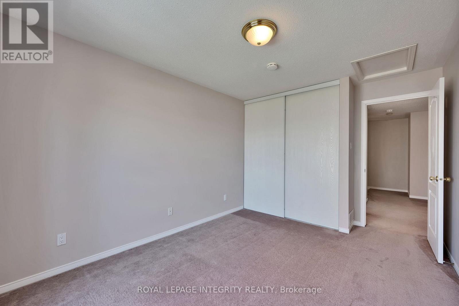 B - 10 Daybreak Street, Ottawa, Ontario  K2G 6T9 - Photo 28 - X12581214