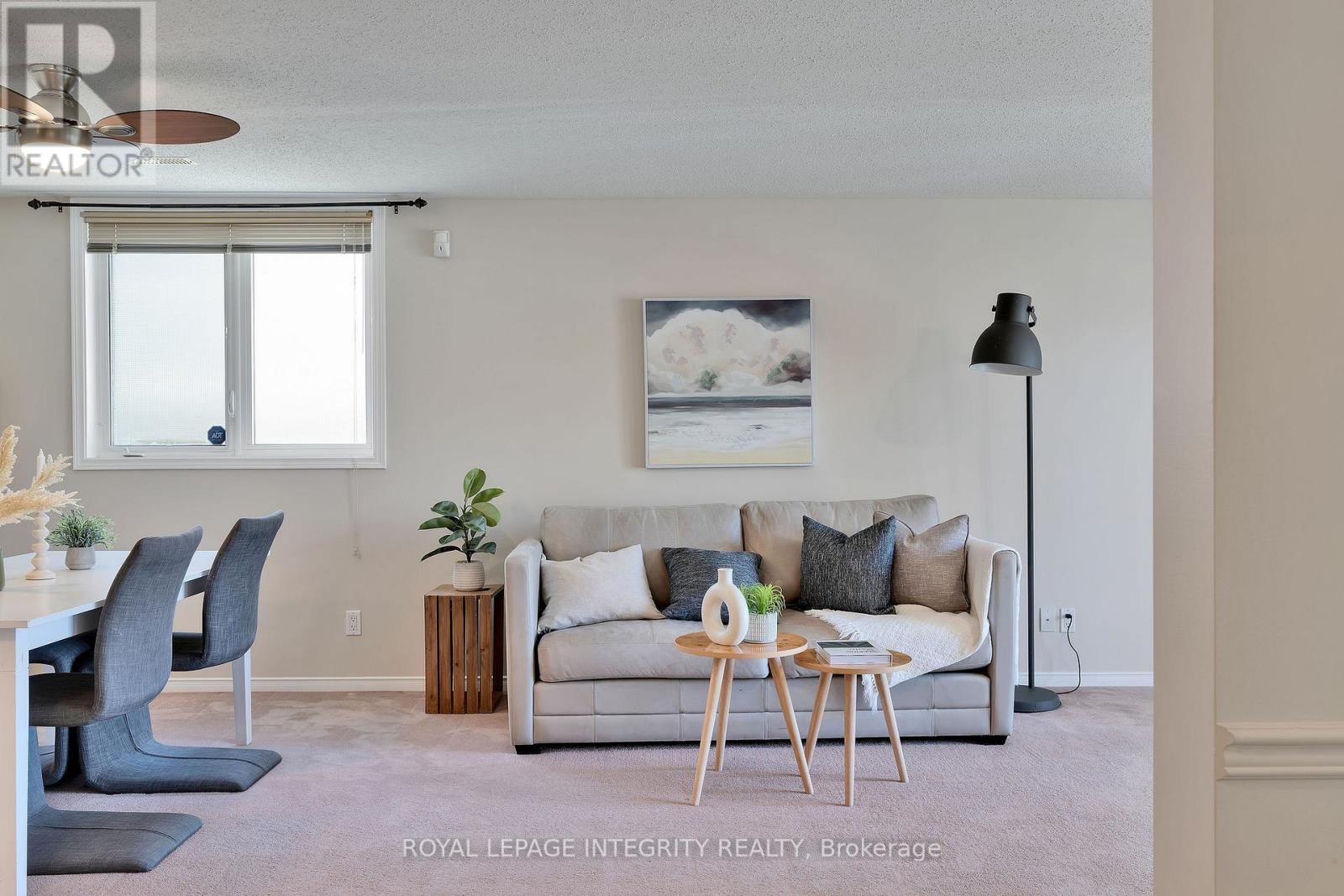 B - 10 Daybreak Street, Ottawa, Ontario  K2G 6T9 - Photo 7 - X12581214