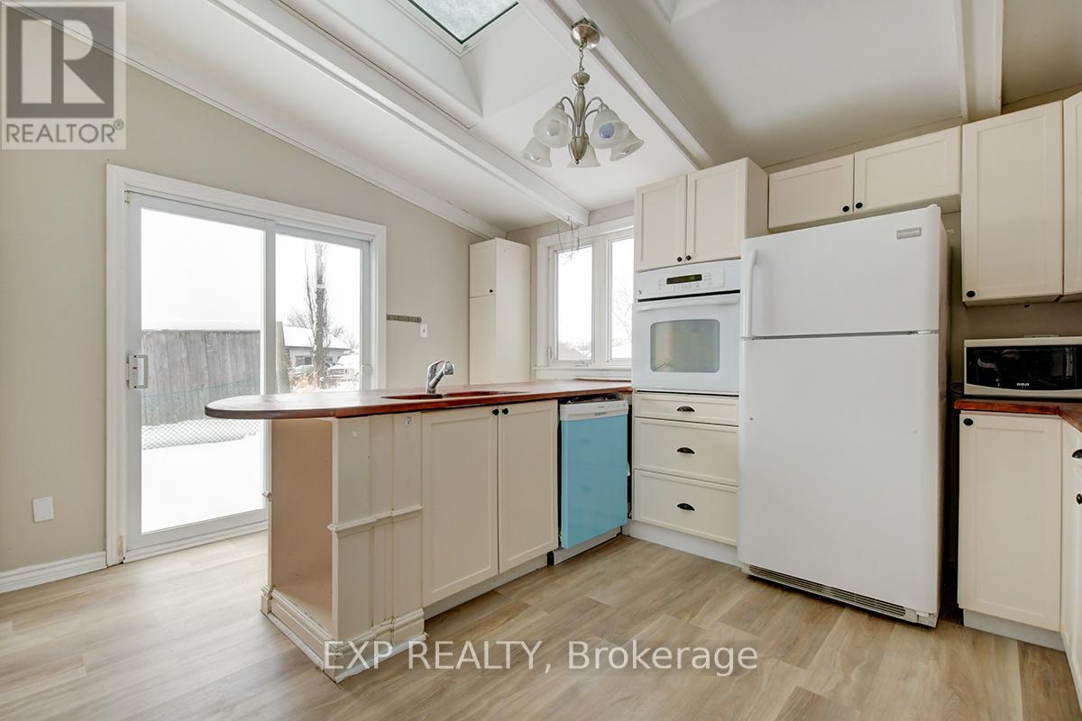 458 River Road, Ottawa, Ontario  K1V 1E7 - Photo 19 - X12582396