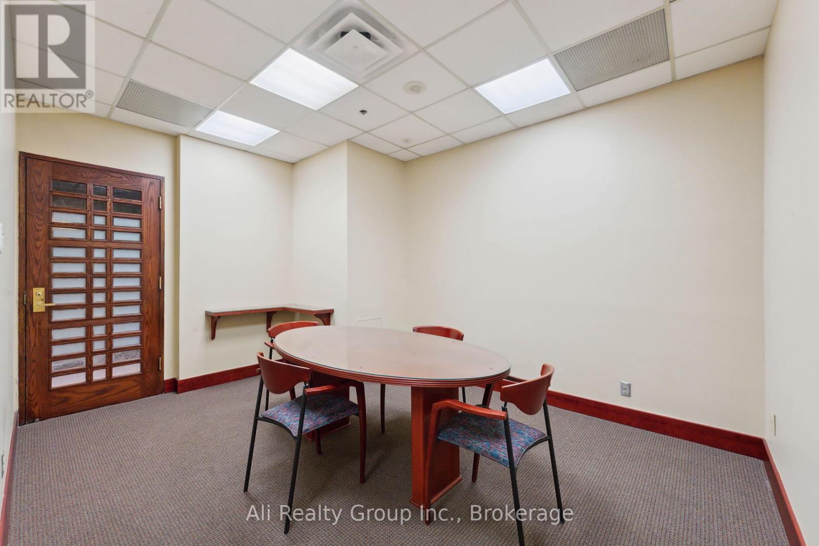 101 - 160 George Street, Ottawa, Ontario  K1N 9M2 - Photo 15 - X12584284