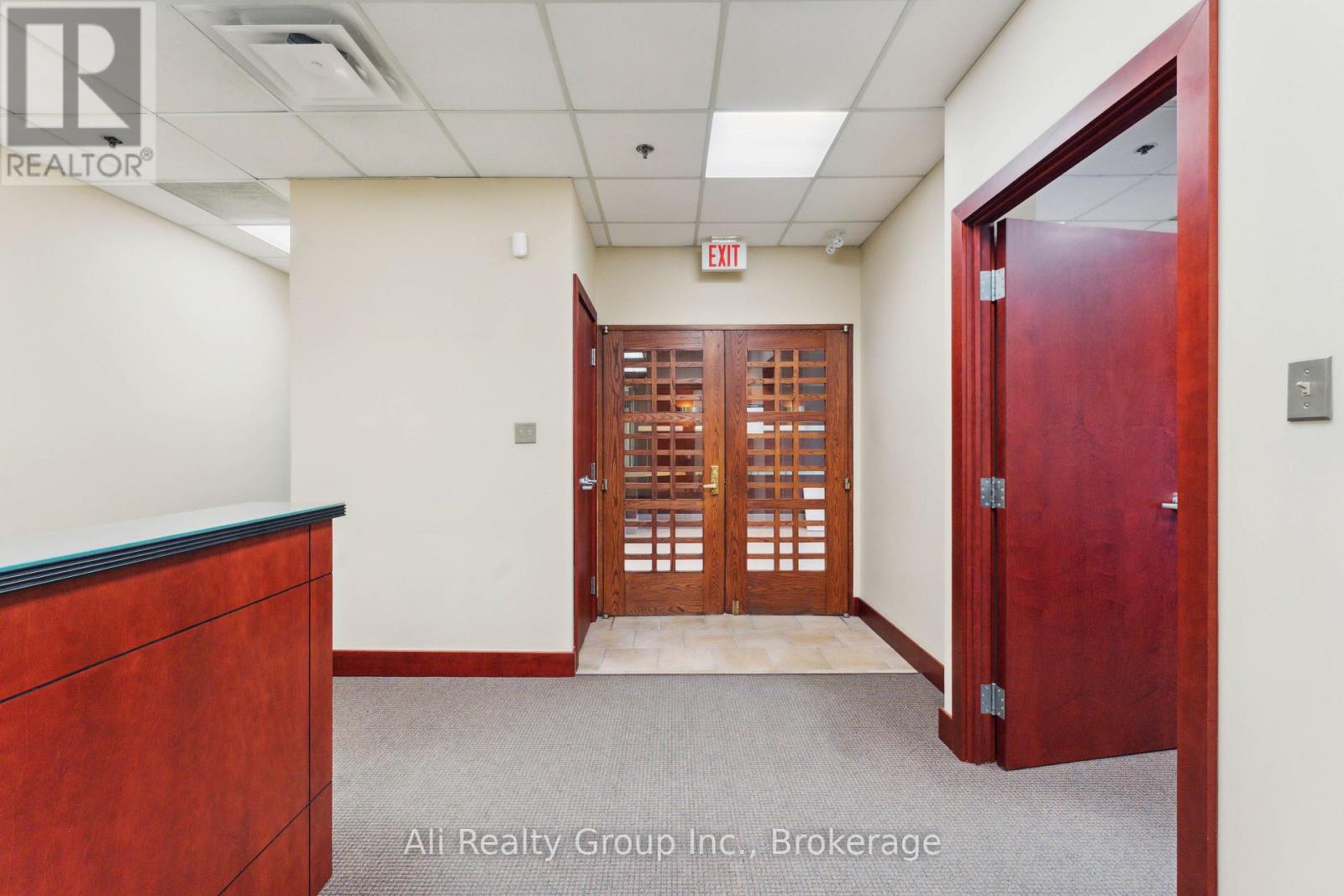 101 - 160 George Street, Ottawa, Ontario  K1N 9M2 - Photo 7 - X12584284