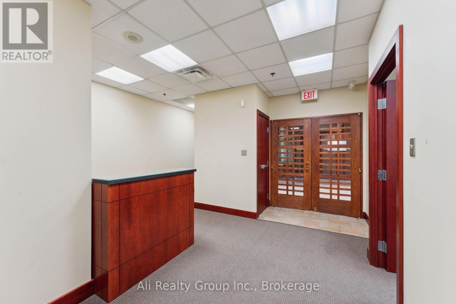 101 - 160 George Street, Ottawa, Ontario  K1N 9M2 - Photo 8 - X12584284