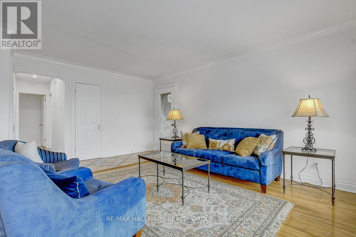 13 Dunham Street, Ottawa, Ontario  K1J 7L5 - Photo 5 - X12584580