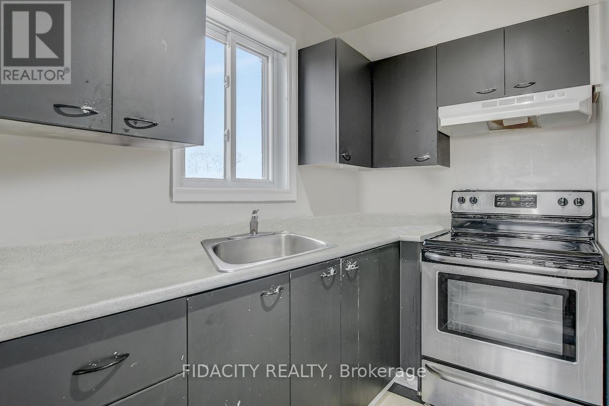 309 - 1490 Heron Road, Ottawa, Ontario  K1V 6A5 - Photo 9 - X12588568