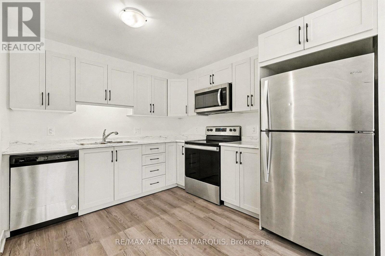 44 Whitcomb Crescent, Smiths Falls, Ontario  K7A 0C0 - Photo 11 - X12593082