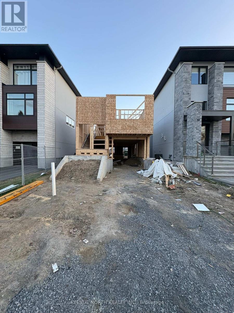 10 Melville Drive, Ottawa, Ontario  K2J 2E9 - Photo 2 - X12595688