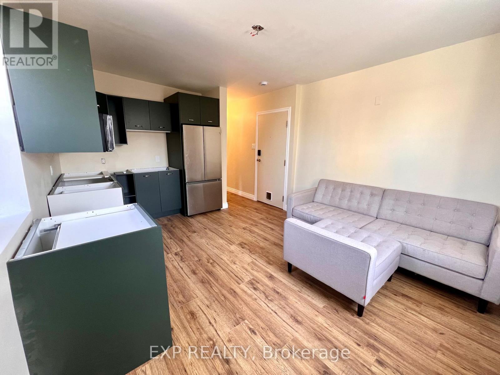 1079 Wellington Street W, Ottawa, Ontario  K1Y 2Y2 - Photo 11 - X12599586