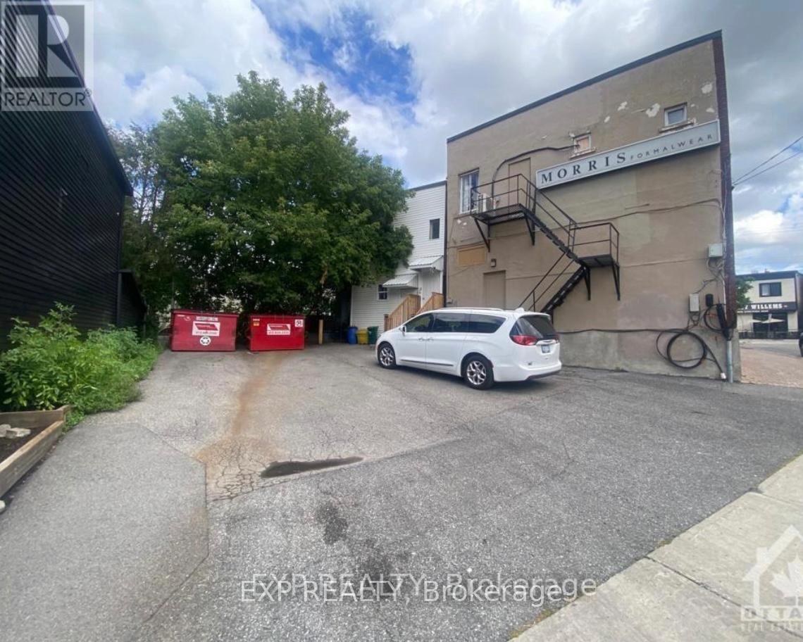 1079 Wellington Street W, Ottawa, Ontario  K1Y 2Y2 - Photo 2 - X12599586