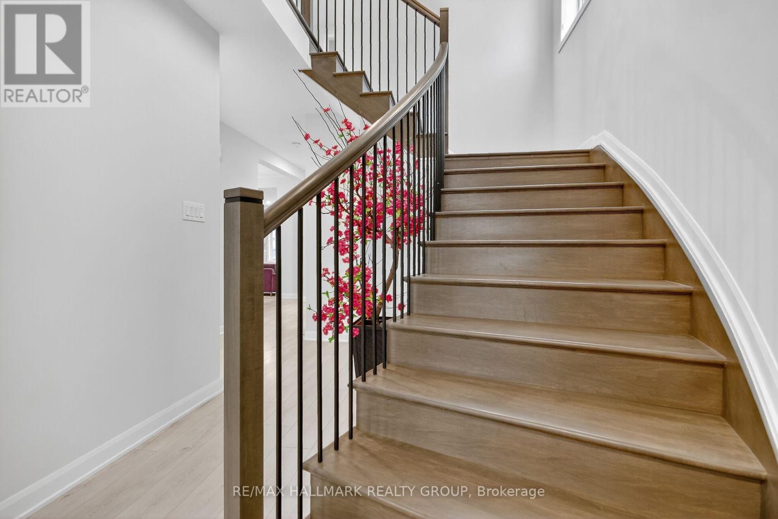 720 Cappamore Drive, Ottawa, Ontario  K2J 6W3 - Photo 8 - X12602516