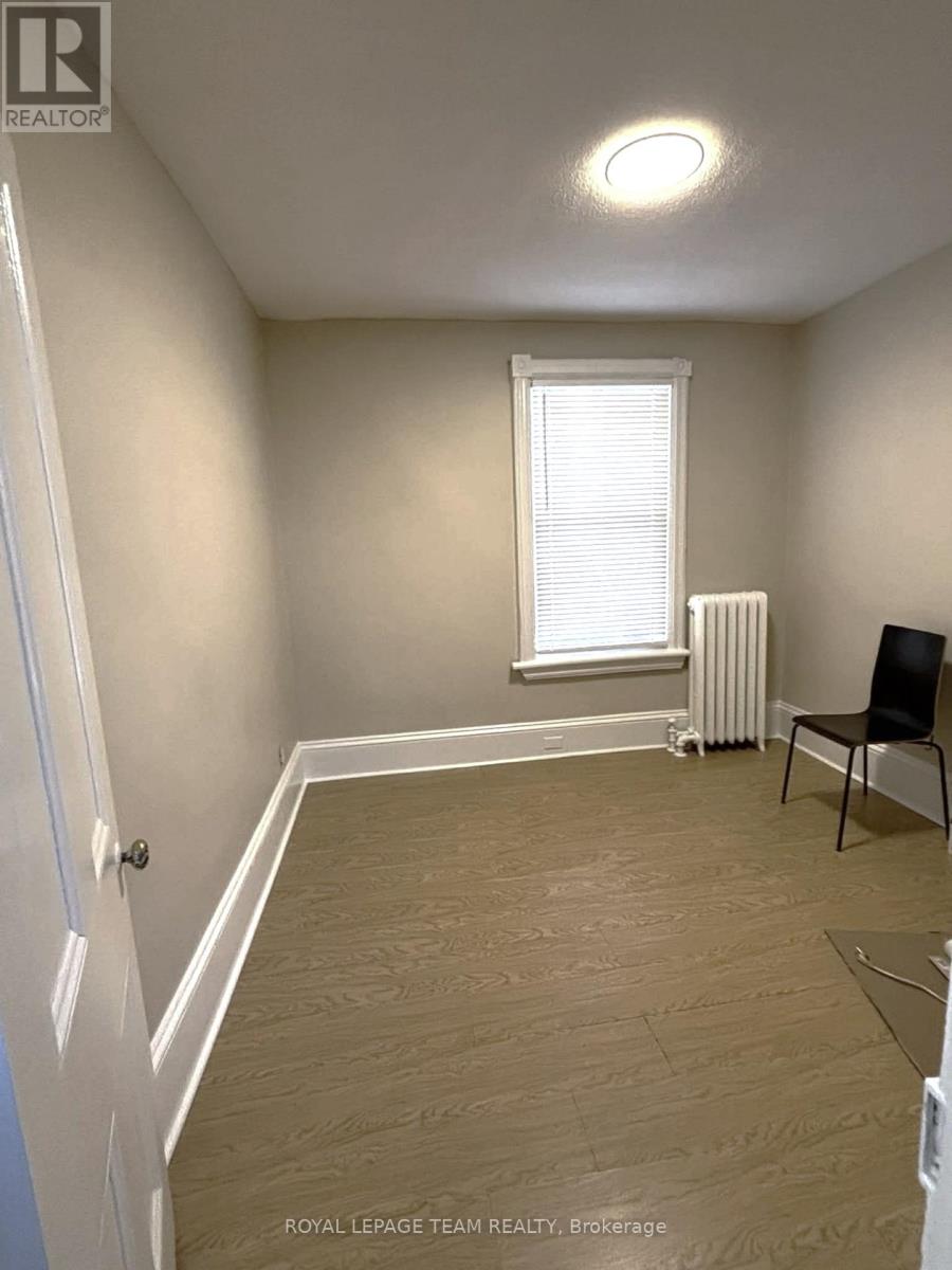 158 St Andrew Street, Ottawa, Ontario  K1N 5G4 - Photo 11 - X12613342