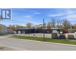 66 VICTORIA AVENUE, Smiths Falls, Ontario