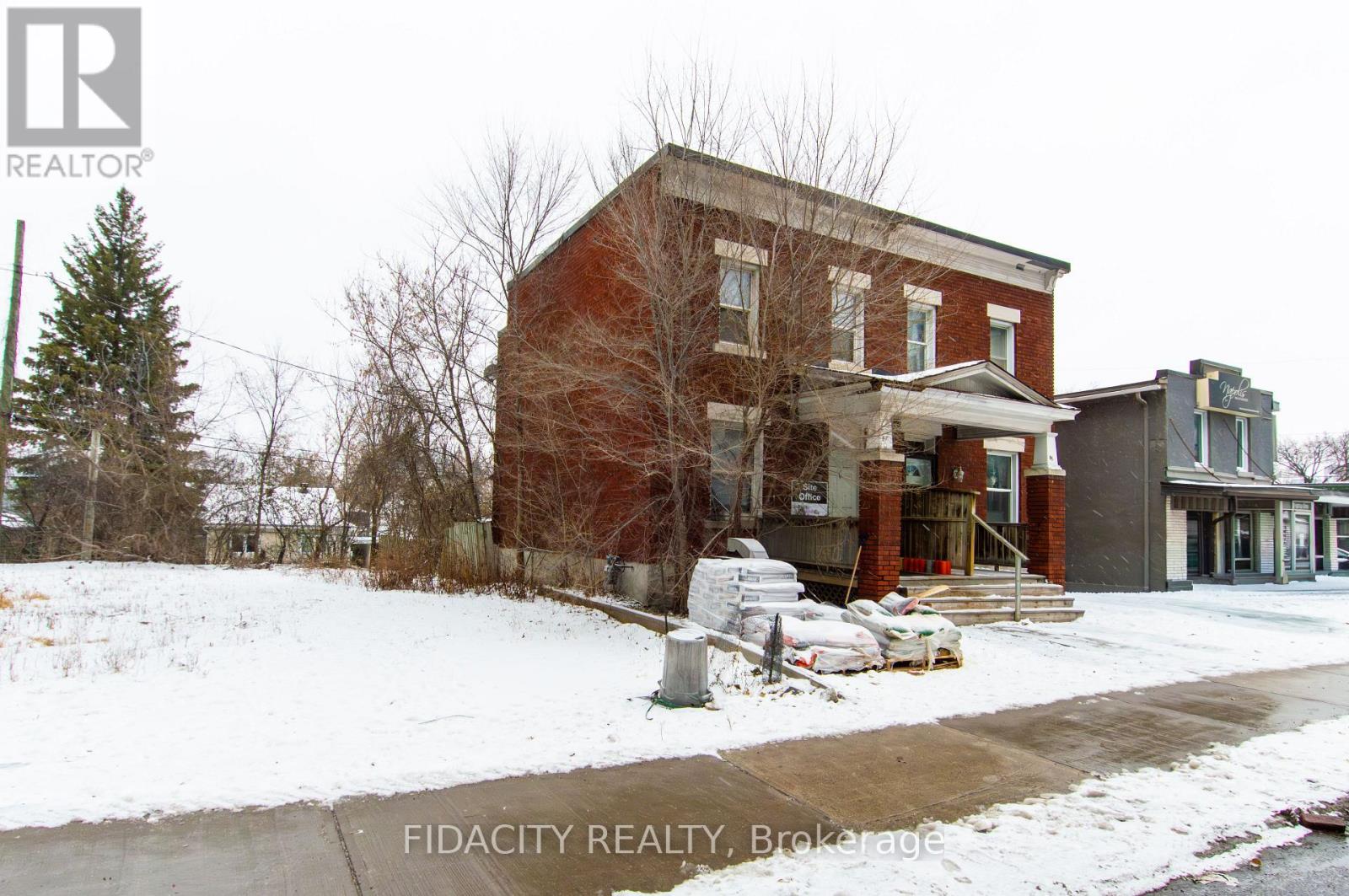 87 Richmond Road, Ottawa, Ontario  K1Z 6V8 - Photo 1 - X12630172