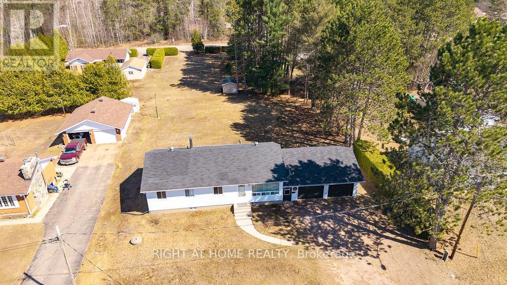 28 Jackpine Street, Madawaska Valley, Ontario  K0J 1B0 - Photo 6 - X12630234
