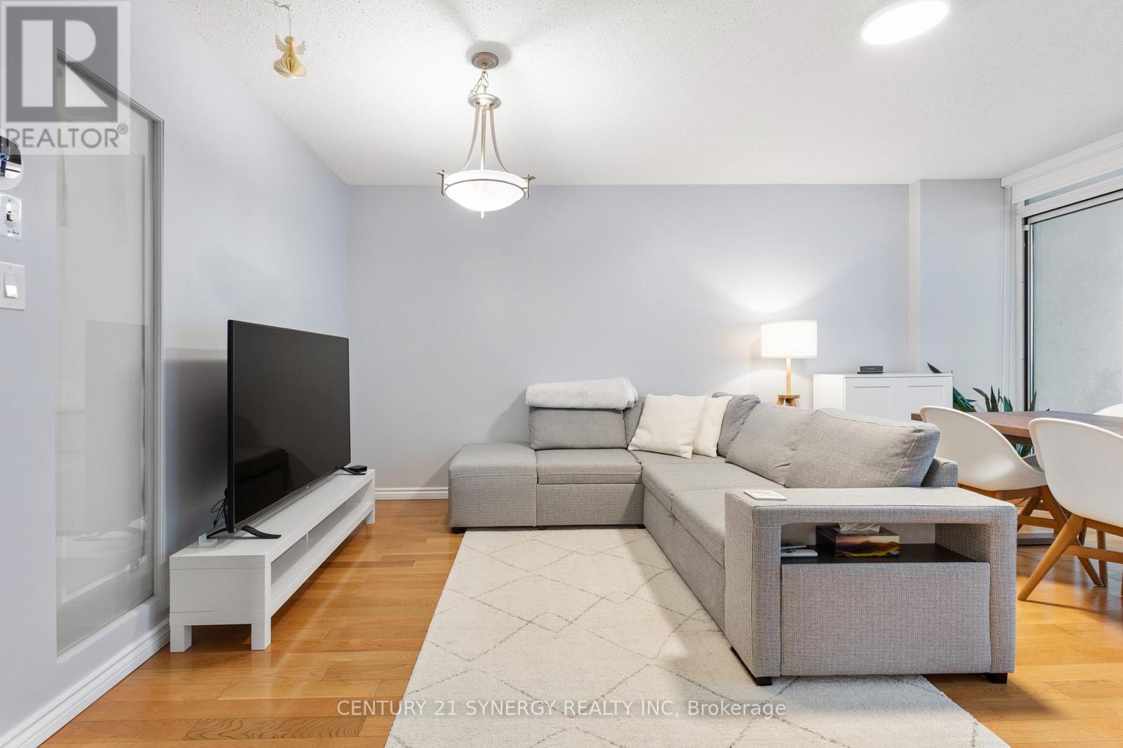 306 - 263 Wellington Street W, Toronto, Ontario  M5V 3E6 - Photo 10 - C12636424