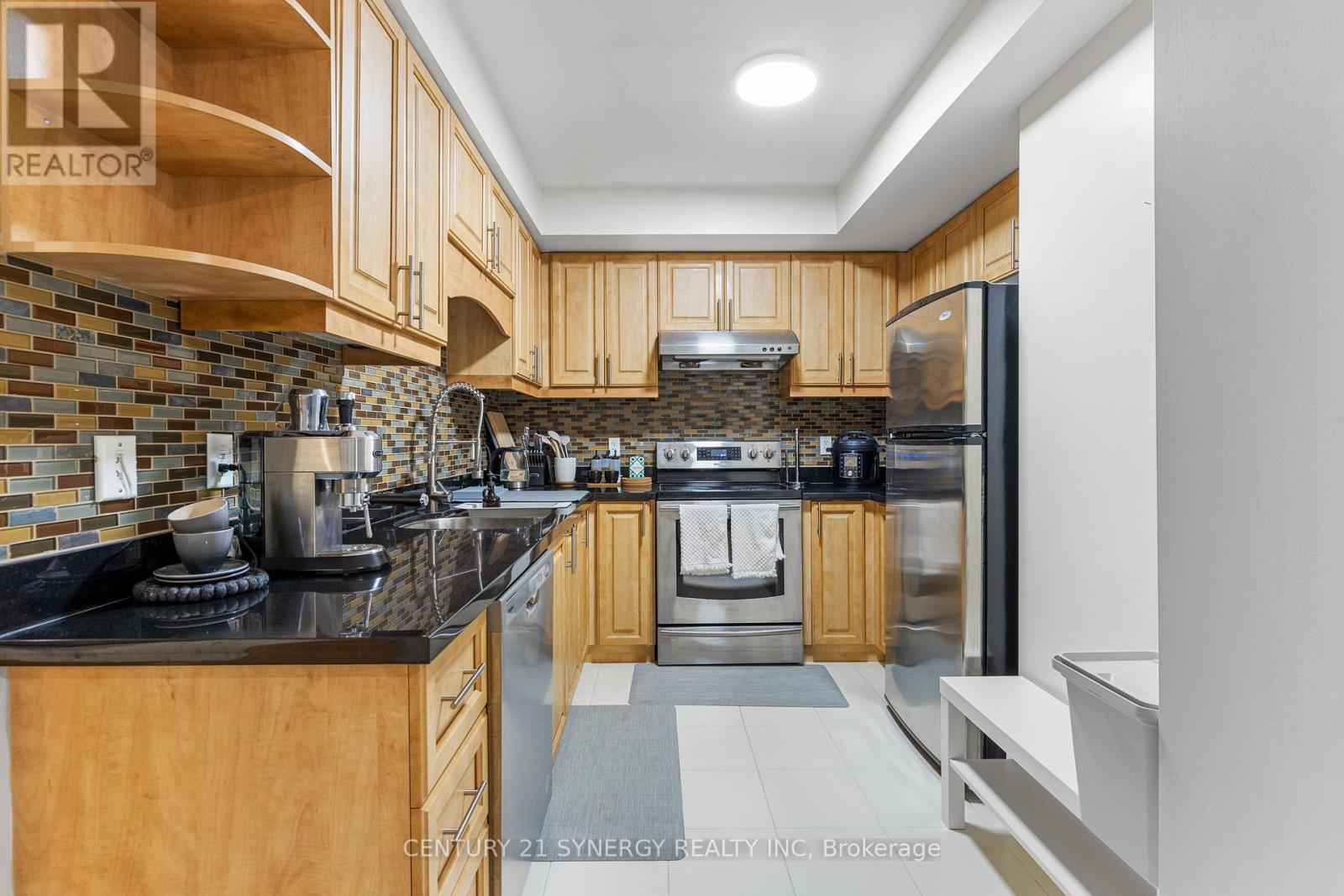306 - 263 Wellington Street W, Toronto, Ontario  M5V 3E6 - Photo 17 - C12636424