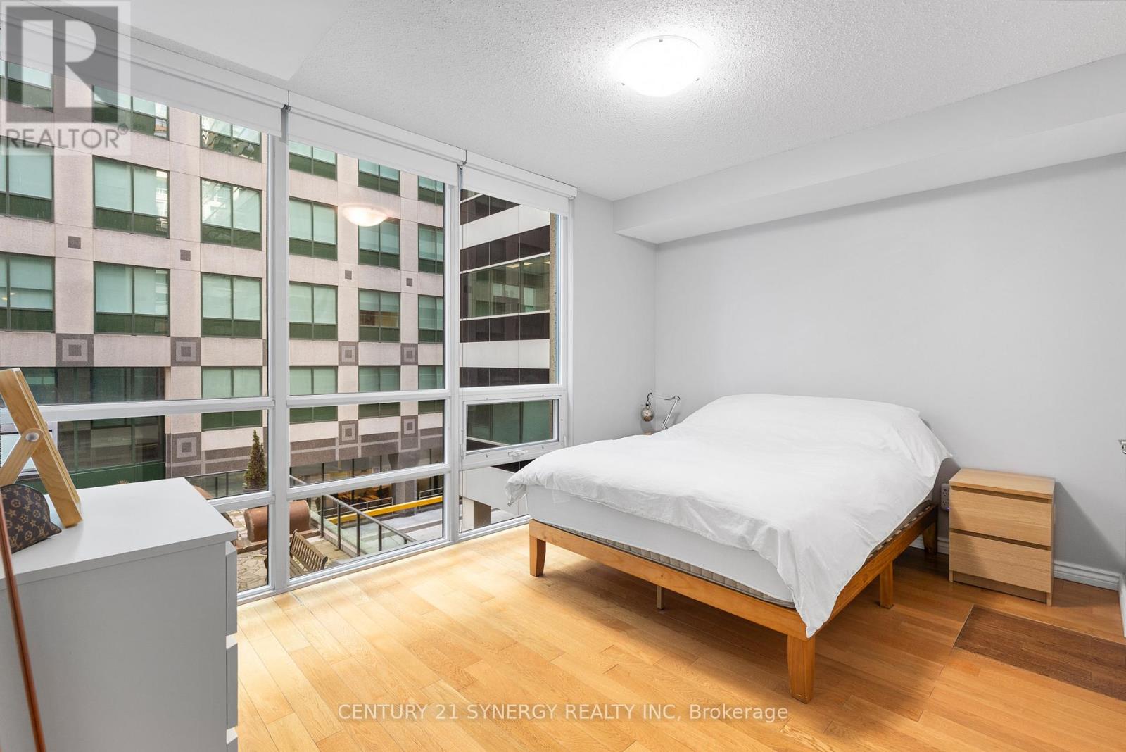 306 - 263 Wellington Street W, Toronto, Ontario  M5V 3E6 - Photo 19 - C12636424