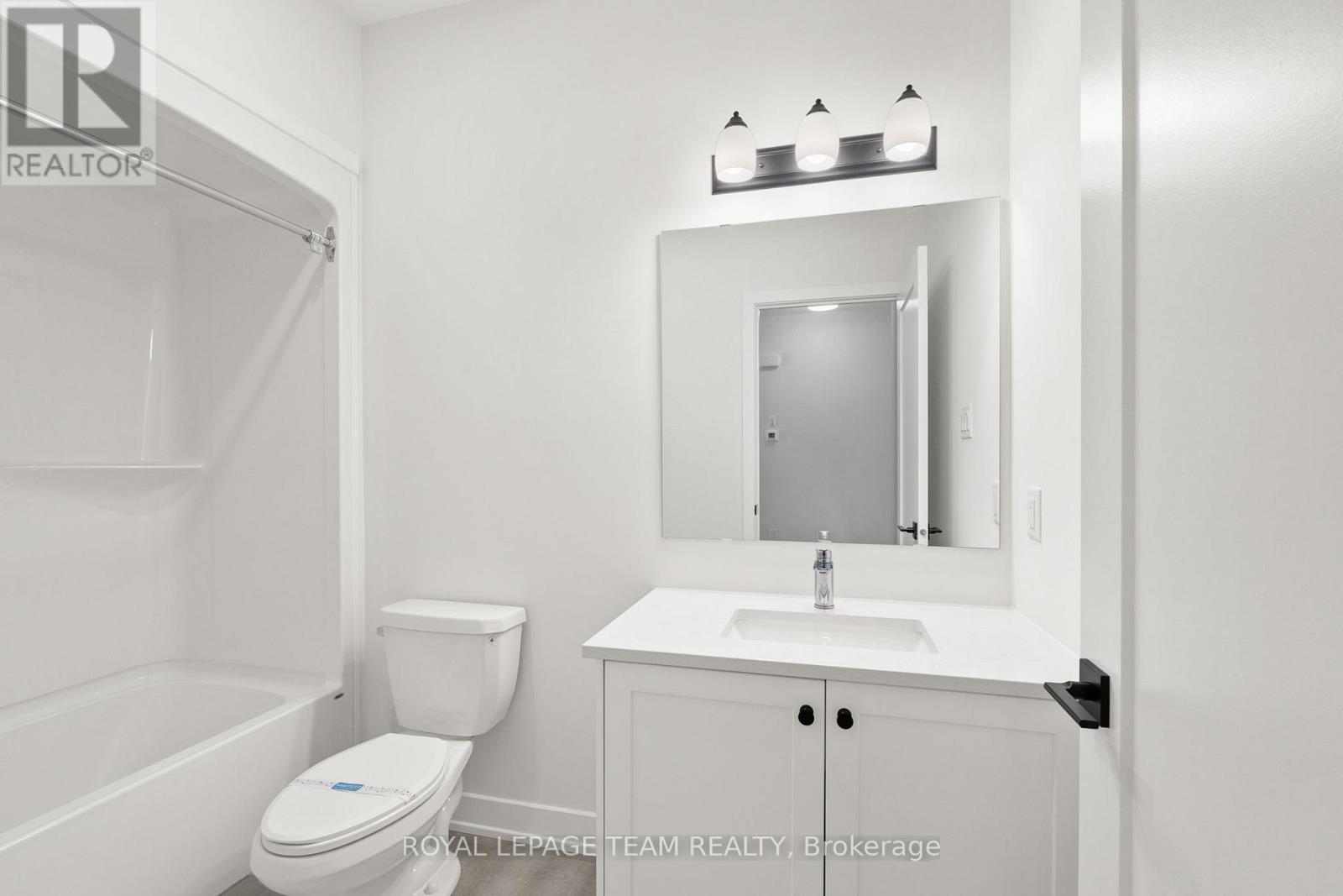 1057 Moore Street, Brockville, Ontario  K6V 0H1 - Photo 11 - X12639488