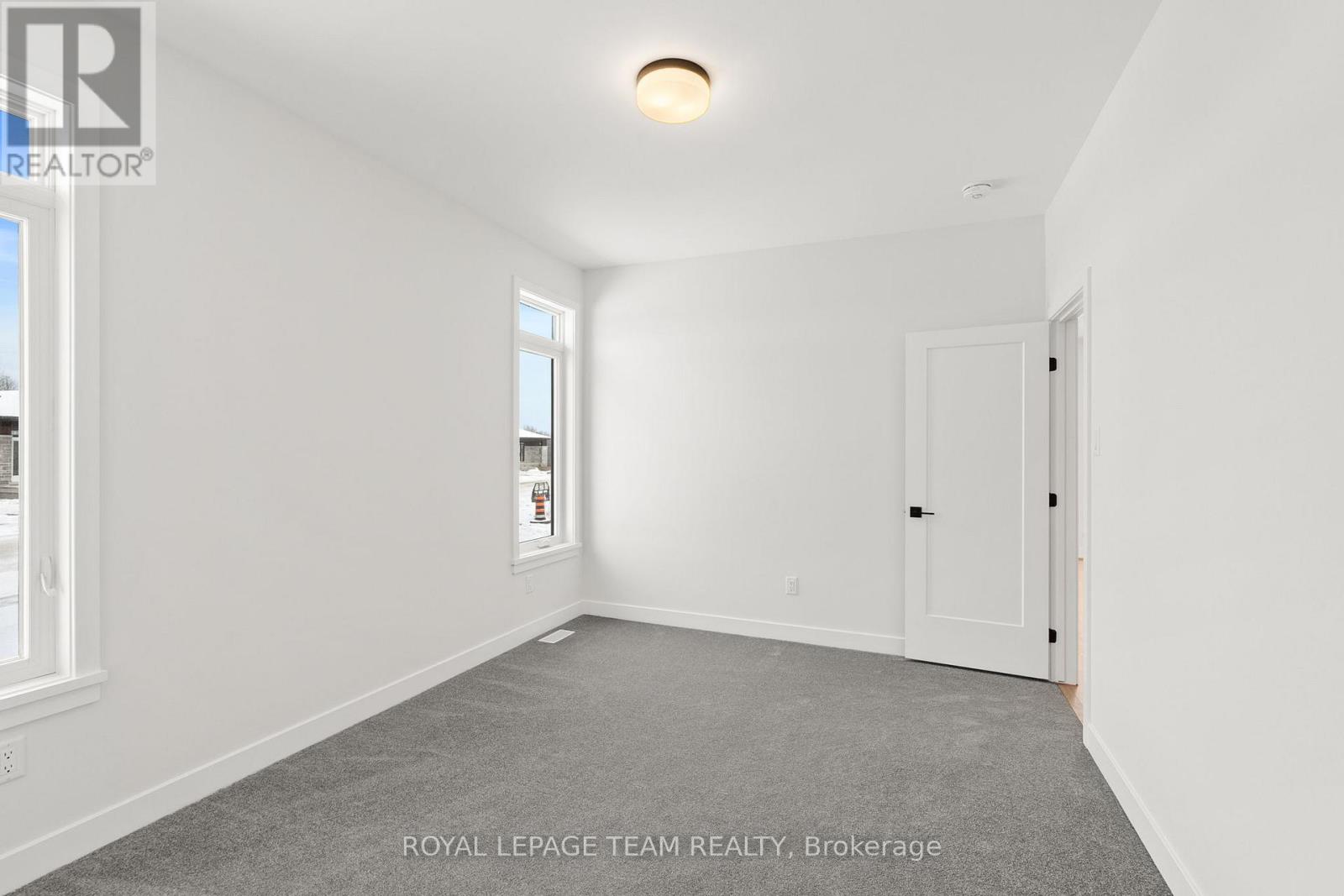 1057 Moore Street, Brockville, Ontario  K6V 0H1 - Photo 16 - X12639488
