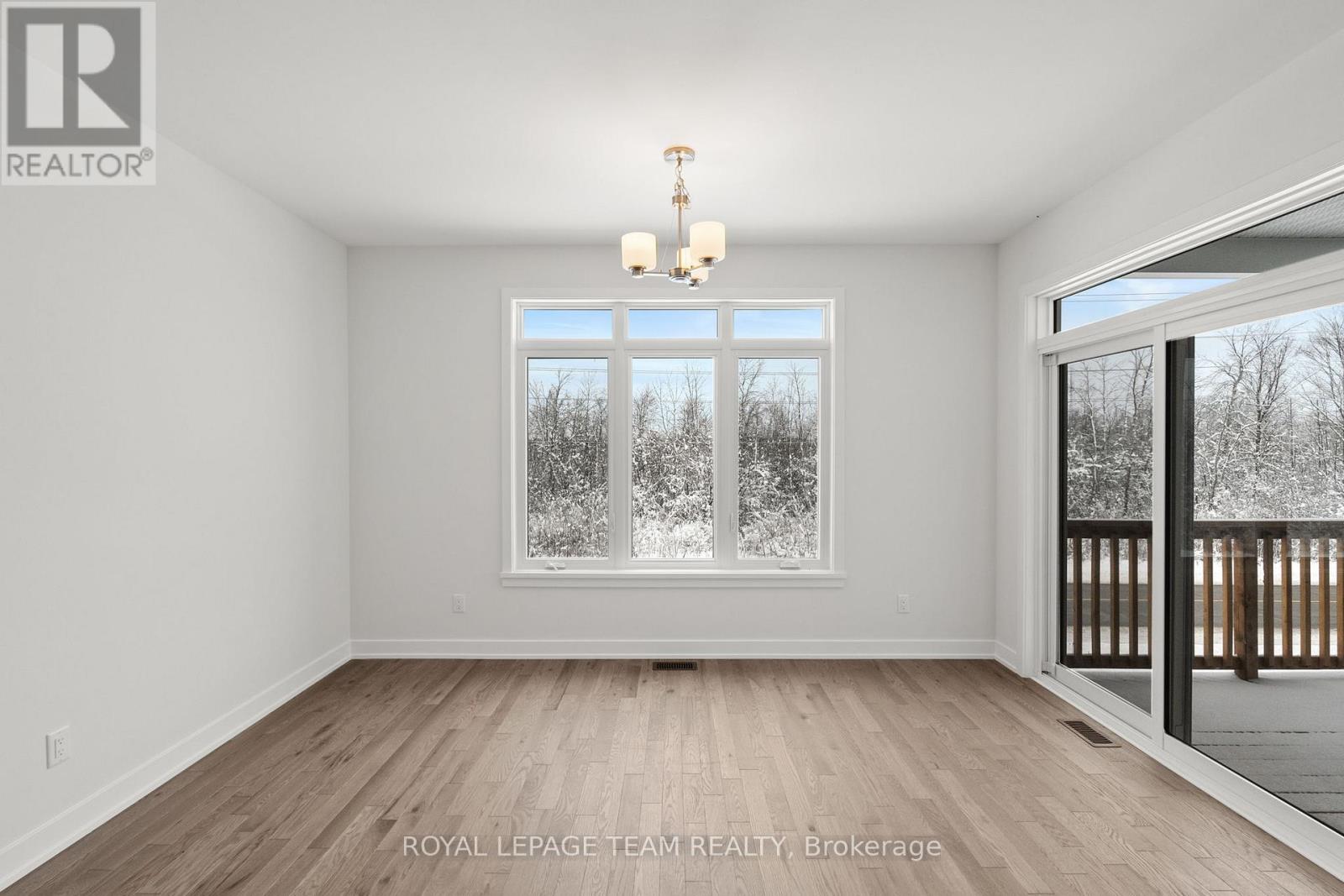 1086 Moore Street, Brockville, Ontario  K6V 0H2 - Photo 15 - X12643532