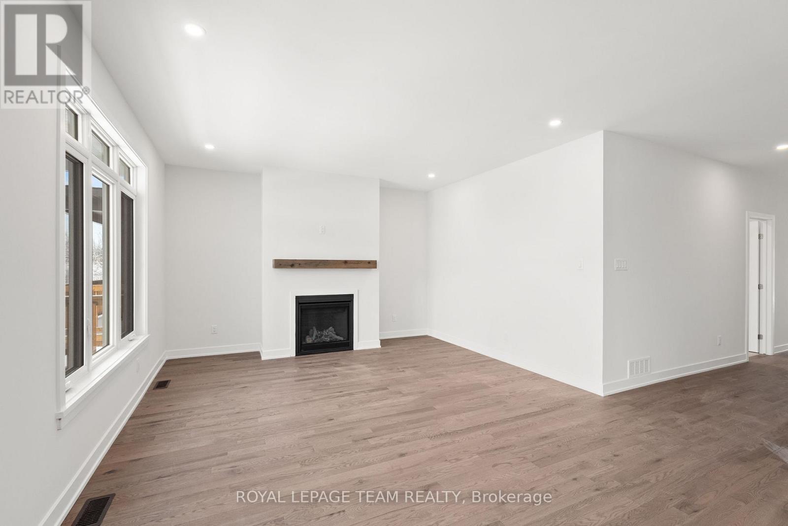 1086 Moore Street, Brockville, Ontario  K6V 0H2 - Photo 20 - X12643532