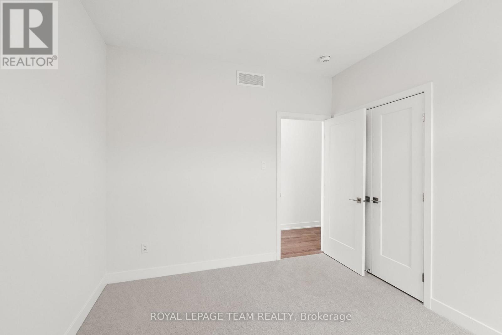 1086 Moore Street, Brockville, Ontario  K6V 0H2 - Photo 31 - X12643532